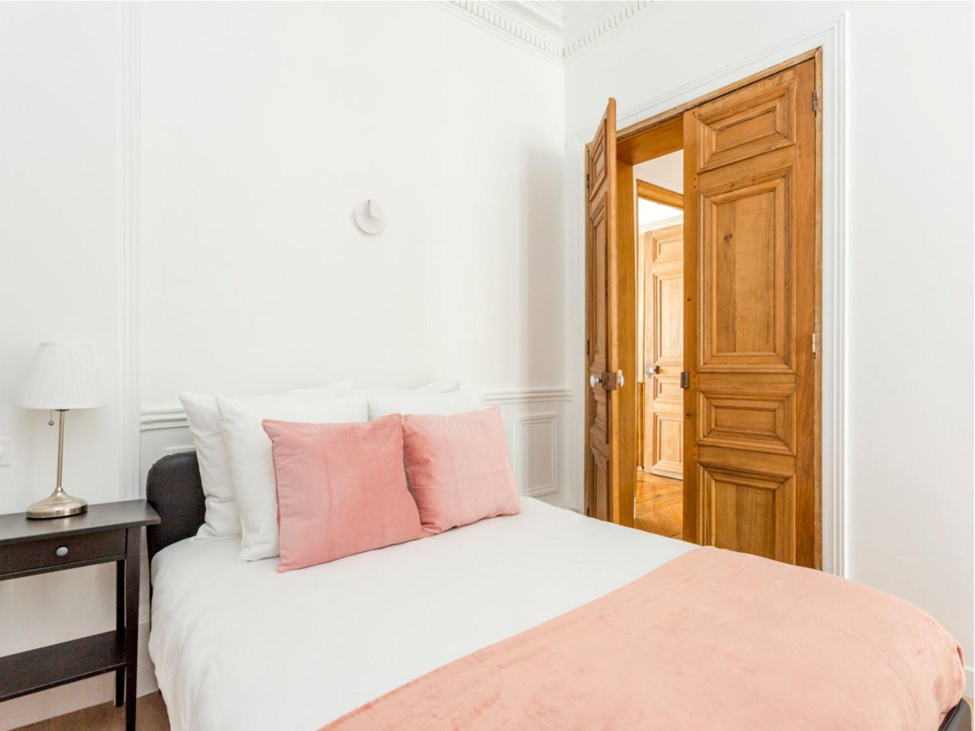 Cozy - Opera - Castellane Parijs